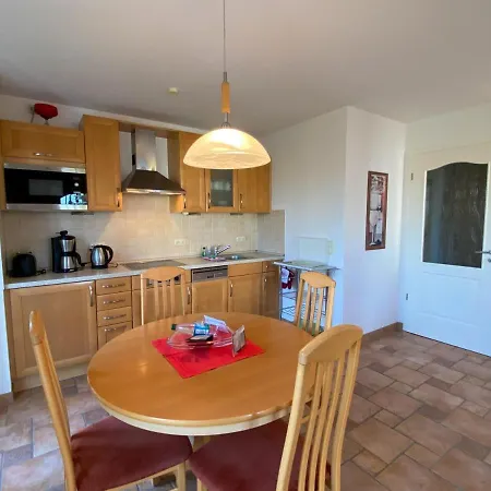 Charmante Fewo - Strandnah, Meerblick Vom Balkon, Aufzug Holiday home *