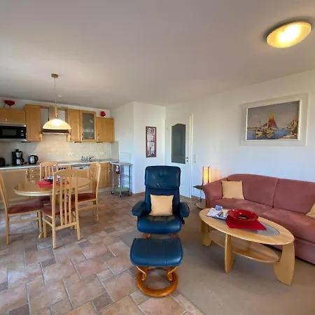 Holiday home Charmante Fewo - Strandnah, Meerblick Vom Balkon, Aufzug
